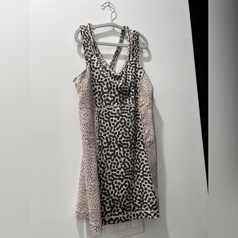 Lululemon Athletica Leopard Print Sleeveless Top